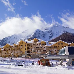 3* Aparthotel Madame Le Parc Des Airelles