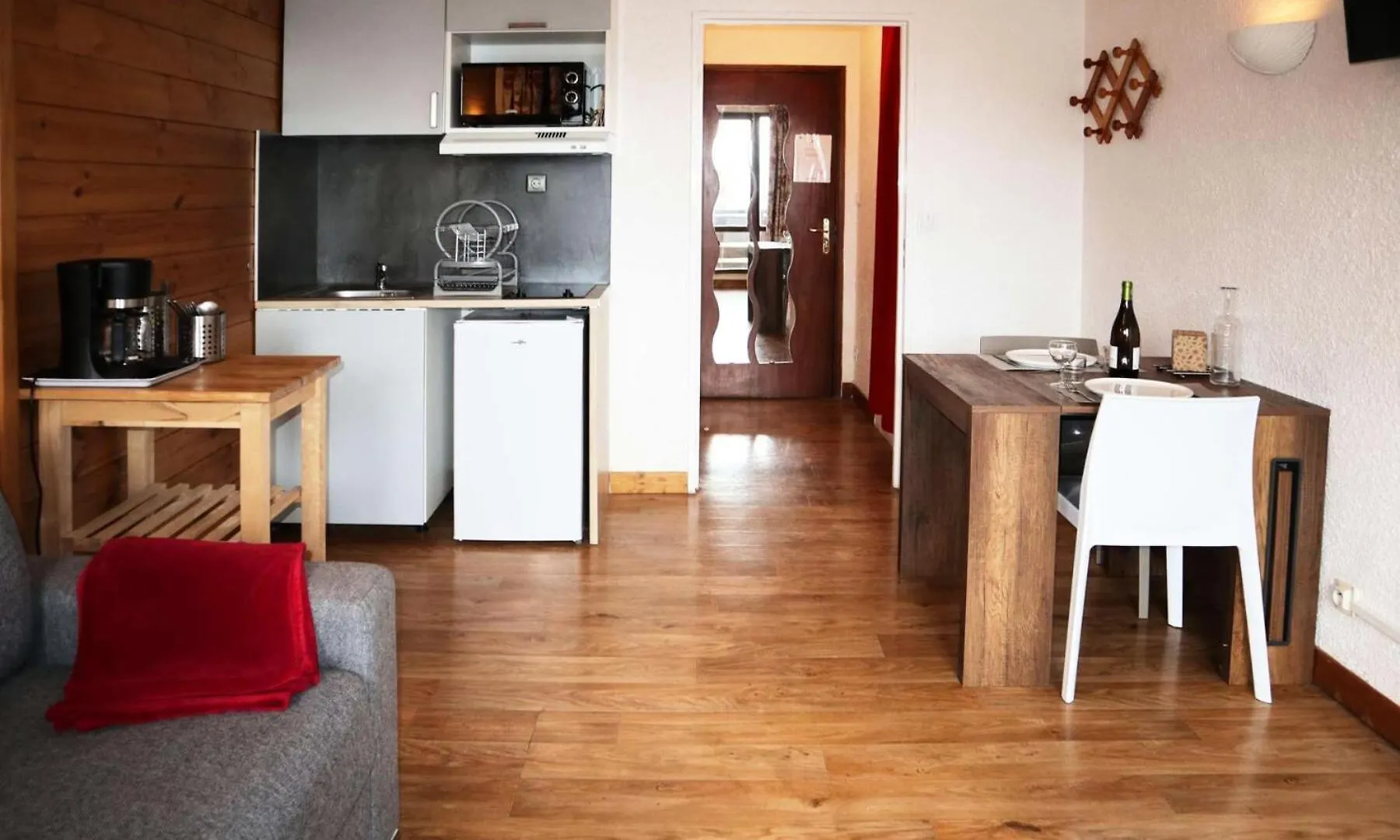 Residence Le 1650 - Studio Pour 2 Personnes Coeur De Station Des Orres 1650 Mae-5921 Les Orres 0*,  France